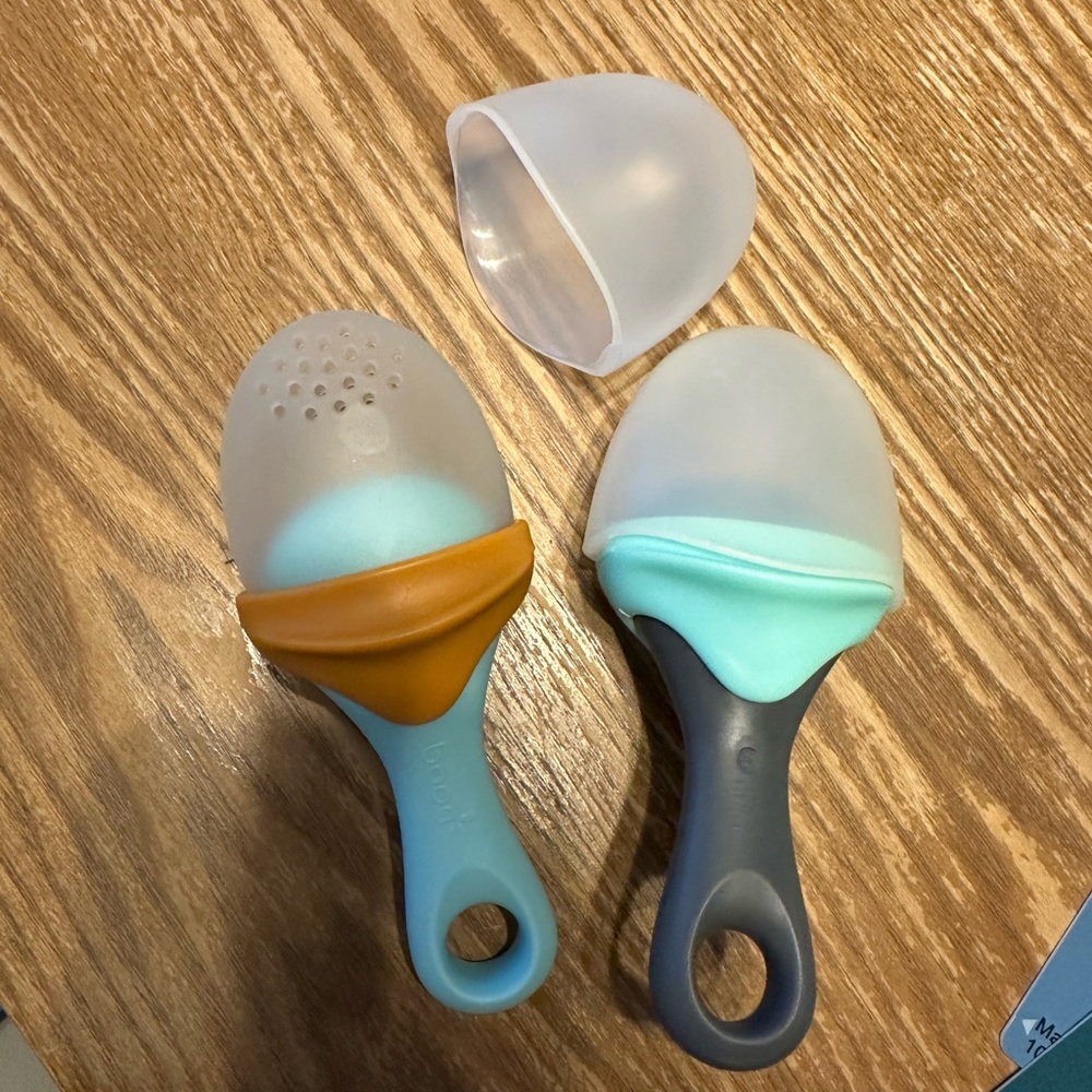 Boon Pulp Silicone fruit feeders - excellent condition